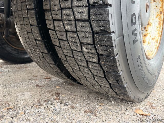 Camión volquete MERCEDES-BENZ Actros 1836 4x2 Haken Kipper