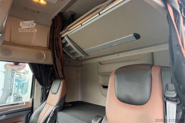 Tractor estándar DAF XF 530 6x2 Boggie