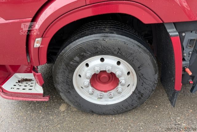 Tractor estándar DAF XF 530 6x2 Boggie