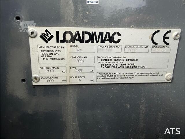 Gaffeltruck  Loadmac 825 Trailer-Mounted Forklift – Only 130 Op