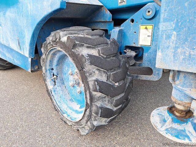 Saksinostin Haulotte COMPACT 12 DX