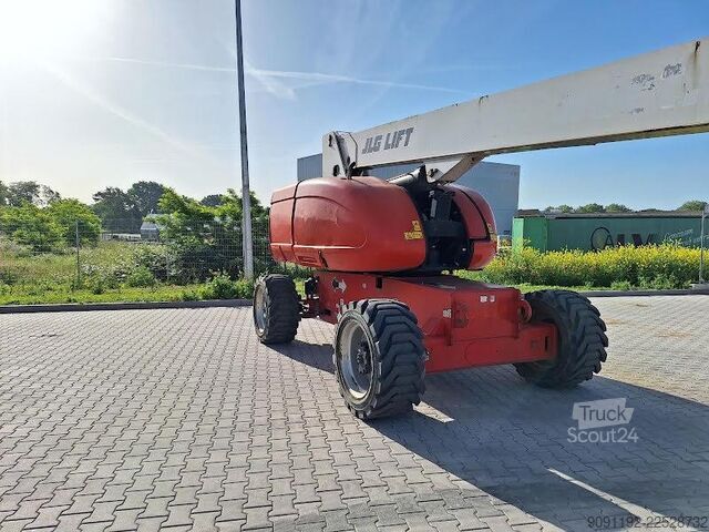 Телескопична платформа JLG 860SJ