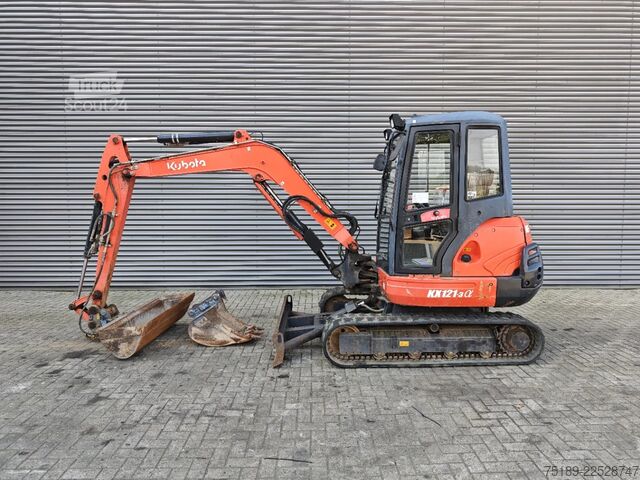 Minibagger Kubota KX 121-3 2 Buckets 2 Pieces!