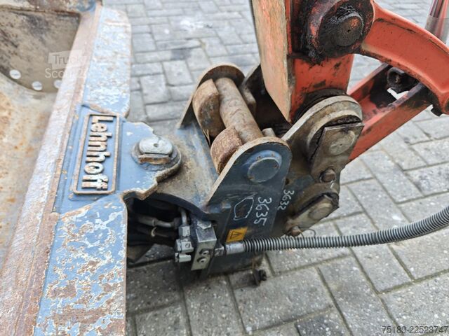 Minibagger Kubota KX 121-3 2 Buckets 2 Pieces!
