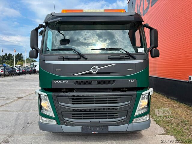 Tippbil med kran Volvo FM 450 8x4*4 HIAB 192E-5 / BOX L=6157 mm