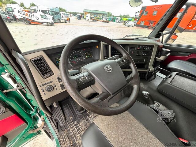 Tippbil med kran Volvo FM 450 8x4*4 HIAB 192E-5 / BOX L=6157 mm