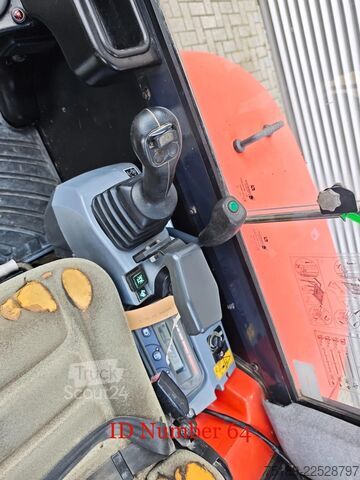 мини-экскаватор Kubota KX 121-3 2 Buckets 2 Pieces!