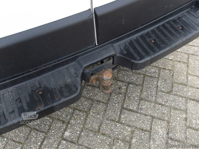 شاحنة بانل Renault Master L dubbel cabine