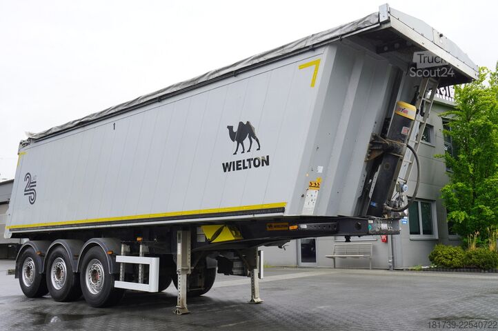 Tipper Wielton NW-3 / weight 6.2 t / cap.38m3/ 50 units