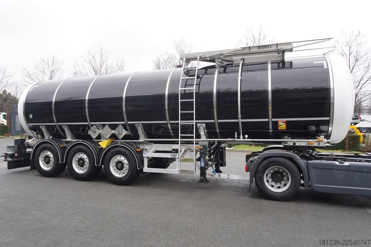 Bituminøs sættevogn Lag O-3-ST L4BH bitumen semi-trailer / ADR