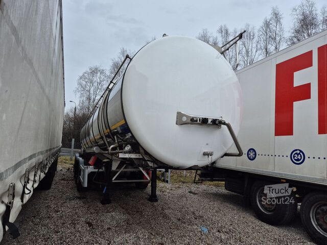 Cisterne til kemiske produkter / ADR Kässbohrer cistern for chemicals / ADR