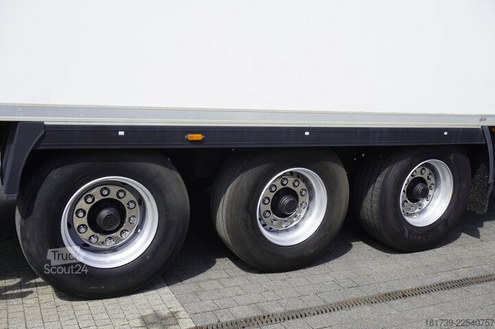 Kühlsattelauflieger Lamberet refrigerated semi-trailer / Carrier
