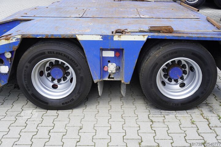 Niskopodna platforma CAMRO CN 26.20B low-bed semi-trailer/ Tiefbett