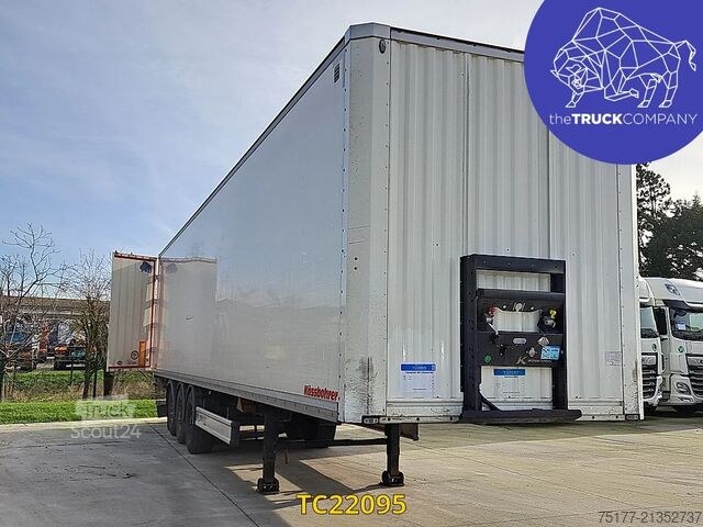 Kovček Kässbohrer SBT