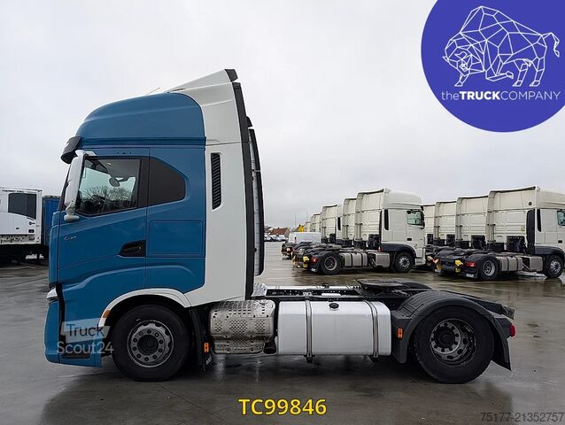 Standaard-SZM Iveco S-Way 460