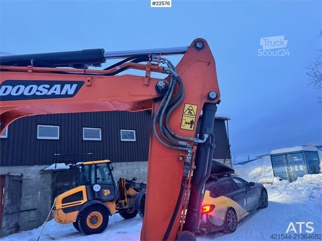 Mini ekskavatör Doosan DX50Z-7 mini excavator – 3 buckets – swing boom –