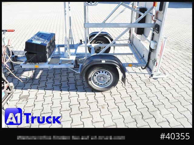 Причіп HUMBAUR Nissen B2/10 Absperrtafel Verkehrsleittafel Warntafel