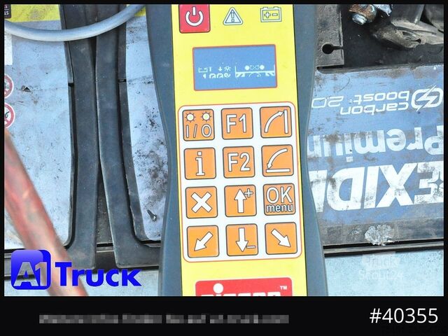 Причіп HUMBAUR Nissen B2/10 Absperrtafel Verkehrsleittafel Warntafel