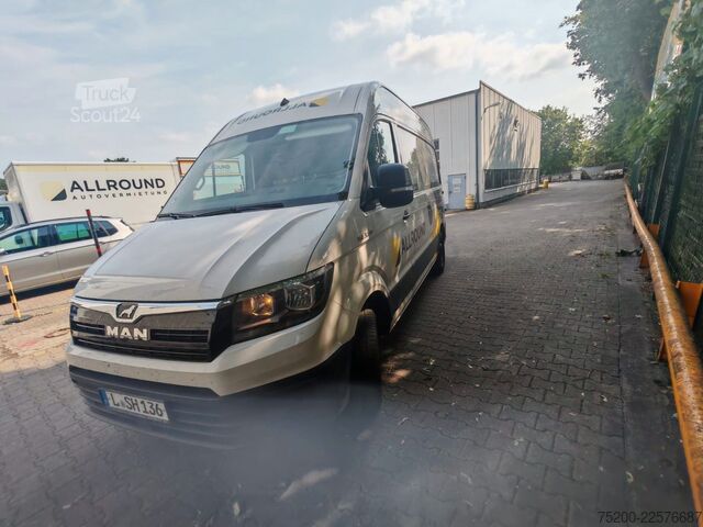 Ploščati dostavnik MAN TGE Kasten ,ittel/hoch / AHK / KAM