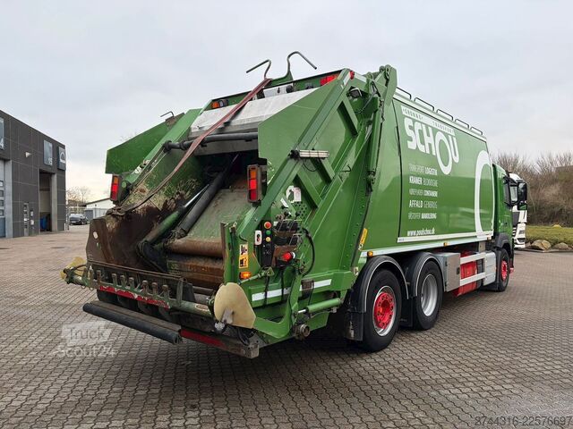 Kamion za odvoz smeća VOLVO FM330 6X2