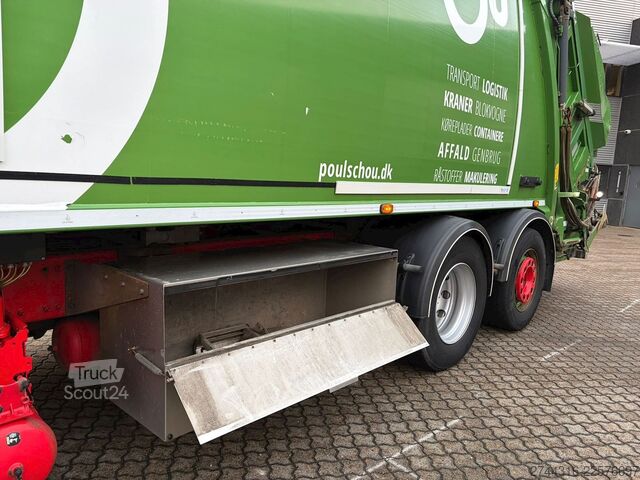 Kamion za odvoz smeća VOLVO FM330 6X2