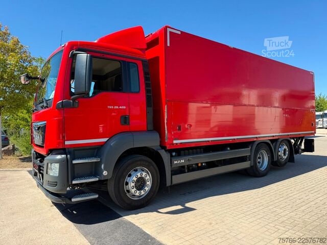 LKW mit Getränkeaufbau MAN TGS 26.420 / LBW / LENKACHSE / 2 x AHK / 18 PAL