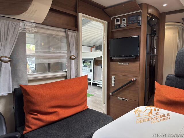 Integreret autocamper NIESMANN+BISCHOFF Arto 85 LE 3.0 Ltr Hubstützen TV  Lithium Solar