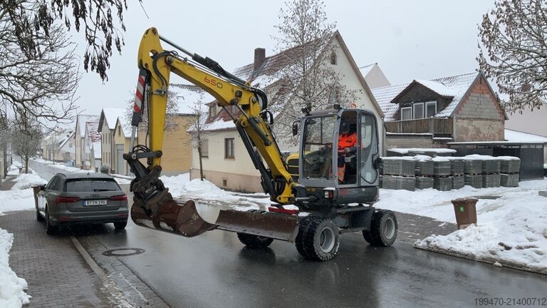 Koparka kołowa Wacker Neuson 6503 with 3 excavator buckets
