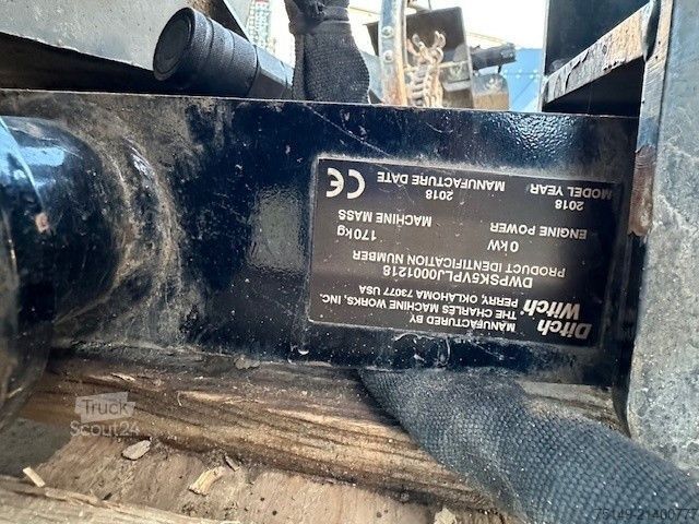 Cits DITCH-WITCH R300, Kompakter-Raupen-Werkzeugträger,