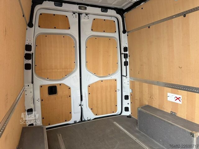 Komercijalno vozilo sa visokim krovom MERCEDES-BENZ Sprinter 317 CDI KA/L2H2/3665/MBUX/KAMERA/NAVI/A