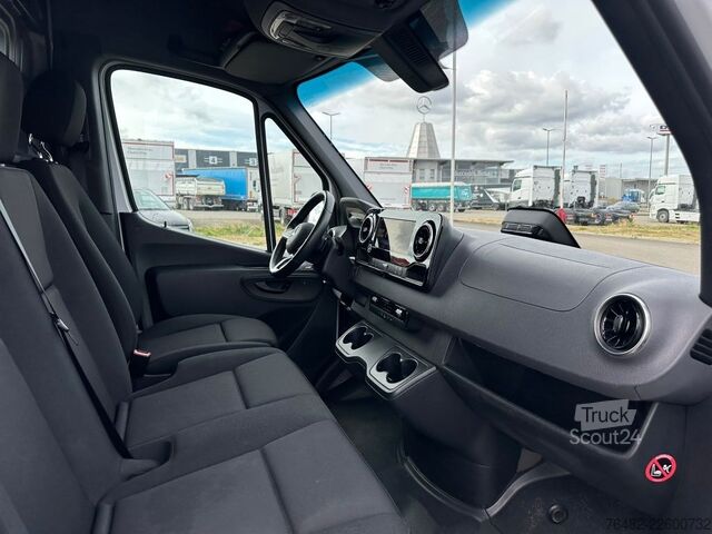 Komercijalno vozilo sa visokim krovom MERCEDES-BENZ Sprinter 317 CDI KA/L2H2/3665/MBUX/NAVI/AUTOMATI