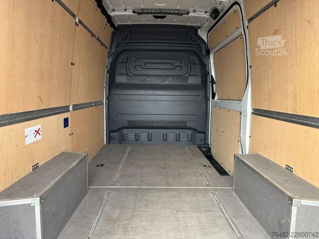 Komercijalno vozilo sa visokim krovom MERCEDES-BENZ Sprinter 317 CDI KA/L2H2/3665/MBUX/NAVI/AUTOMATI