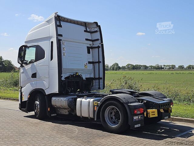 Standard-SZM IVECO S-WAY AS440S51