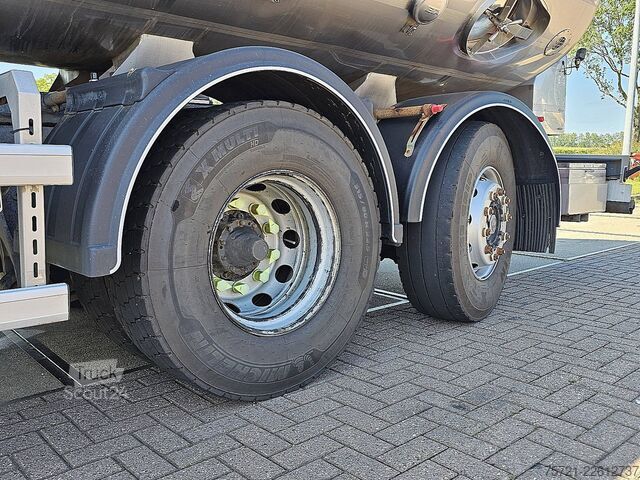 Cisterna SCANIA G410 XT,milktank