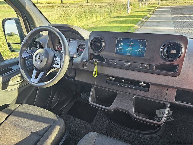 Kombi z wysokim dachem MERCEDES-BENZ SPRINTER 311 ac automaat EURO6
