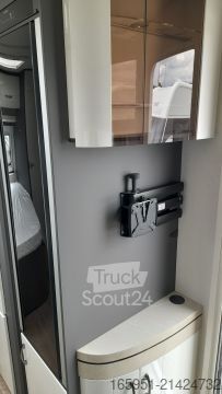 Жилой прицеп Hobby Excellent 560 CFe Auflastung 2000 kg