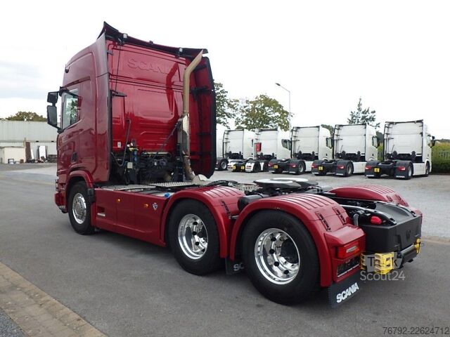 Ciężarówka ciężkiego typu SCANIA R 660 XT 6x4 B /Ret./Hydr./ALCOA /Leder/Vollluft