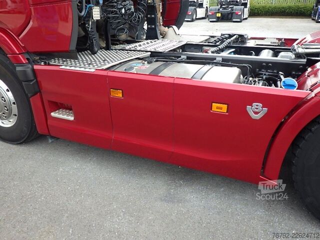 Ciężarówka ciężkiego typu SCANIA R 660 XT 6x4 B /Ret./Hydr./ALCOA /Leder/Vollluft