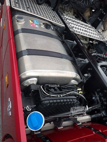 Ciężarówka ciężkiego typu SCANIA R 660 XT 6x4 B /Ret./Hydr./ALCOA /Leder/Vollluft
