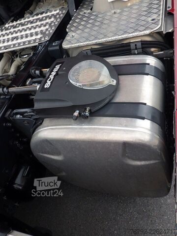 Standardowy ciągnik siodłowy SCANIA R 660 XT 6x4 B /Ret./Hydr./ALCOA /Leder/Vollluft