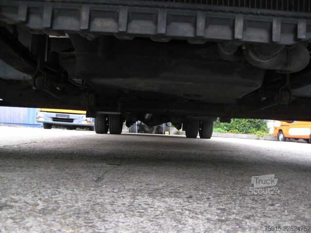 Lastebil med spesialtilpasset påbygg MAN 8.163 Friseurmobil 4 Arbeitsplätze *TÜV 08-2027*