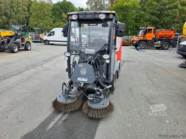 Cilindru compactor HAKO Citymaster 600 mit 2 Besen,Mähwerk,Winterdienst