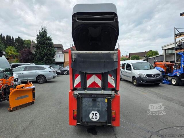 Cilindru compactor HAKO Citymaster 600 mit 2 Besen,Mähwerk,Winterdienst