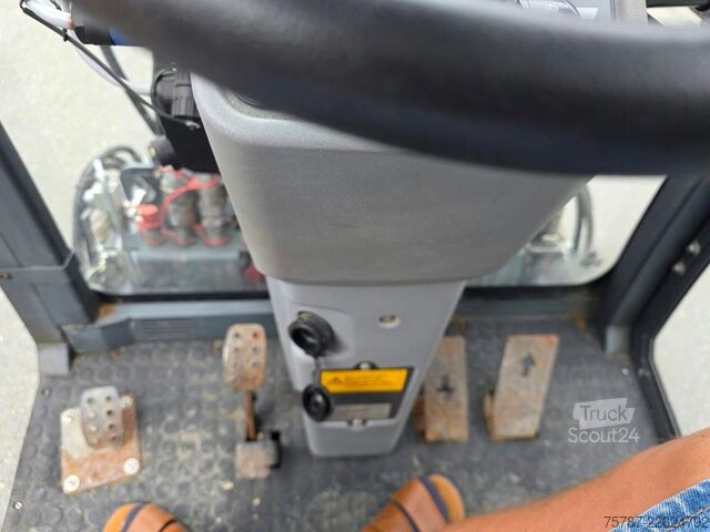Cilindru compactor HAKO Citymaster 600 mit 2 Besen,Mähwerk,Winterdienst