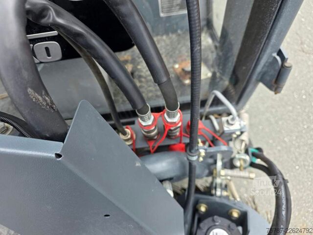 Cilindru compactor HAKO Citymaster 600 mit 2 Besen,Mähwerk,Winterdienst