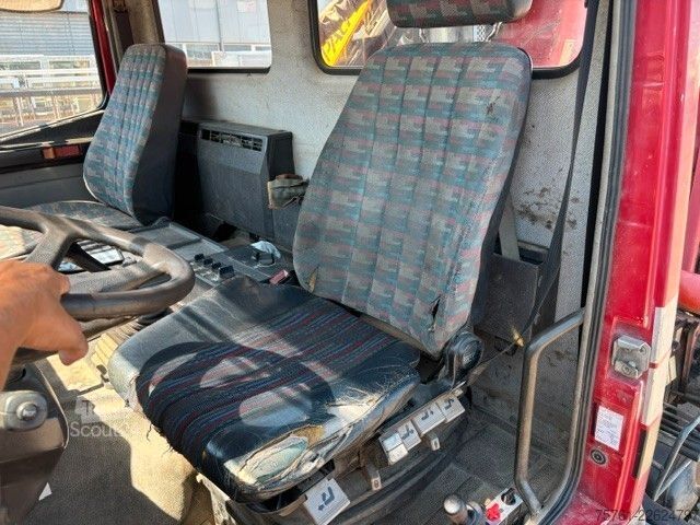 Pašizgāzējs kravas automašīna MERCEDES-BENZ 1824 AK  Kipper Kran