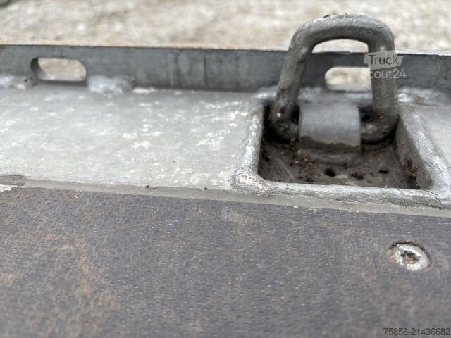 Atvērts maināms korpuss Wecon Verzinkte Plattform 7,45m Zurringe