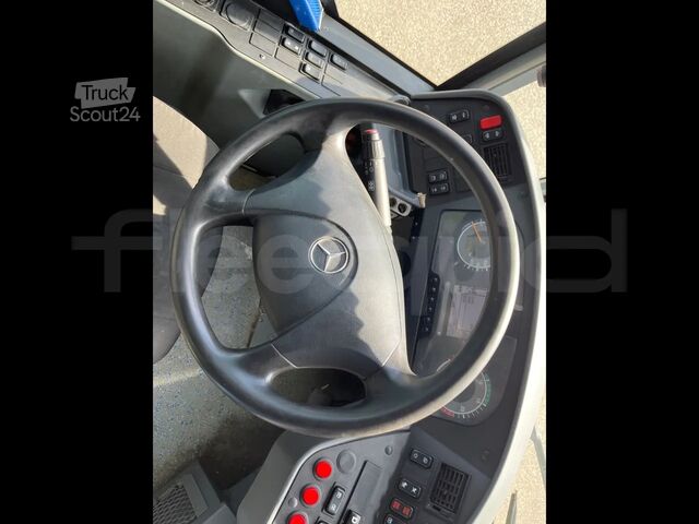 Mercedes-Benz Conecto, 2016, 141 locuri pe scaun, Euro 6 Mercedes-Benz Conecto