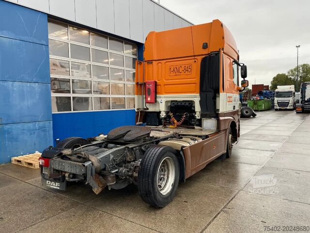 Estándar-SZM DAF XF 106.460 / Damage / 2x Tank  / ADR