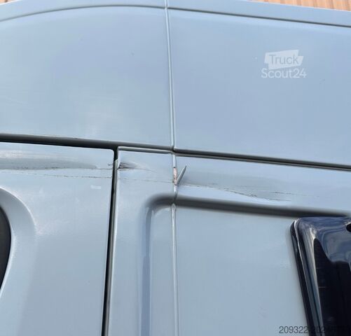 Caravane/camping-car Fiat Weinsberg Carabus 600 K | 4 Posti Letto | Completamente Attrezzato